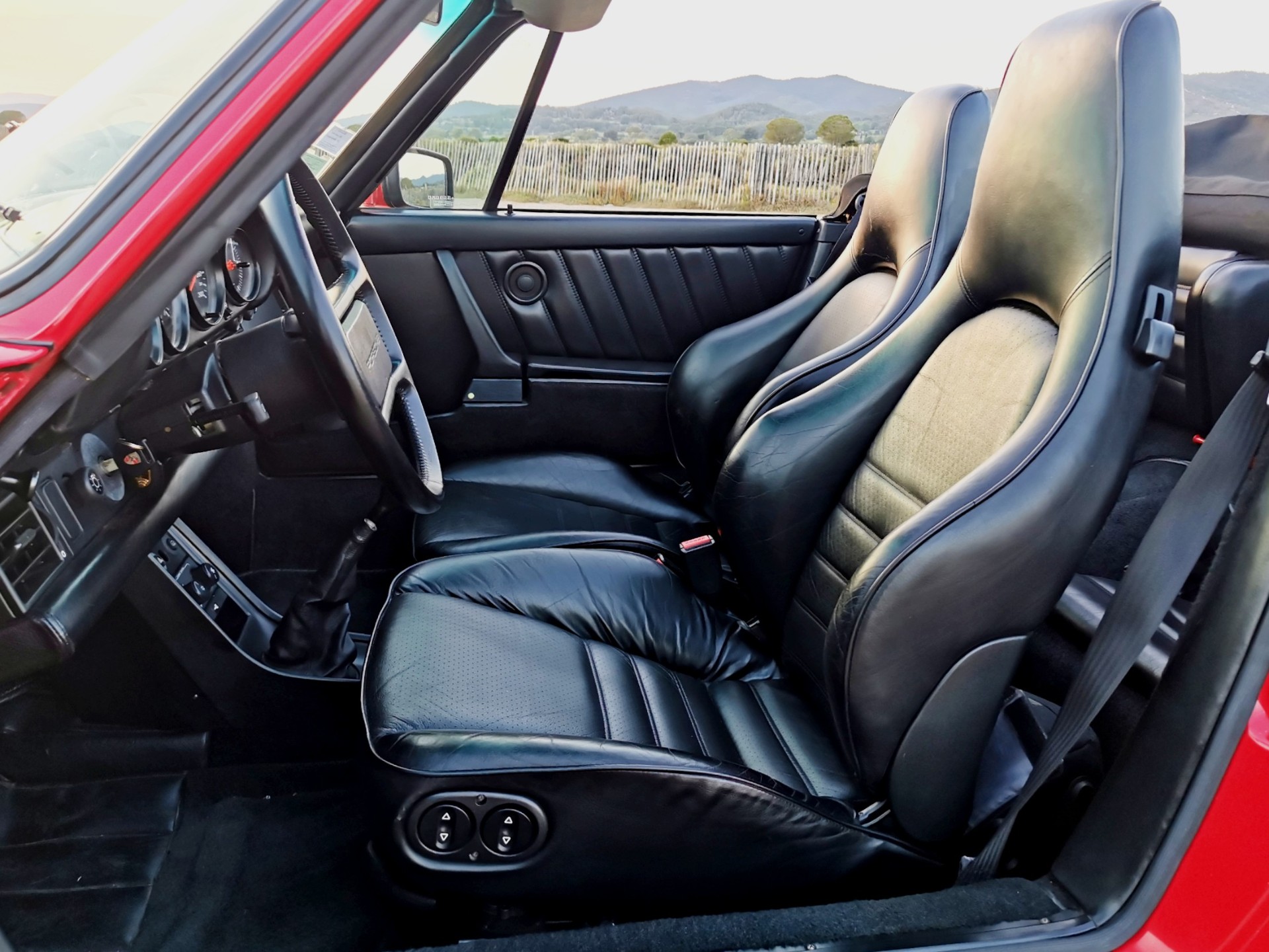 Sièges sport cuir noir Porsche 930 Cabriolet 1989