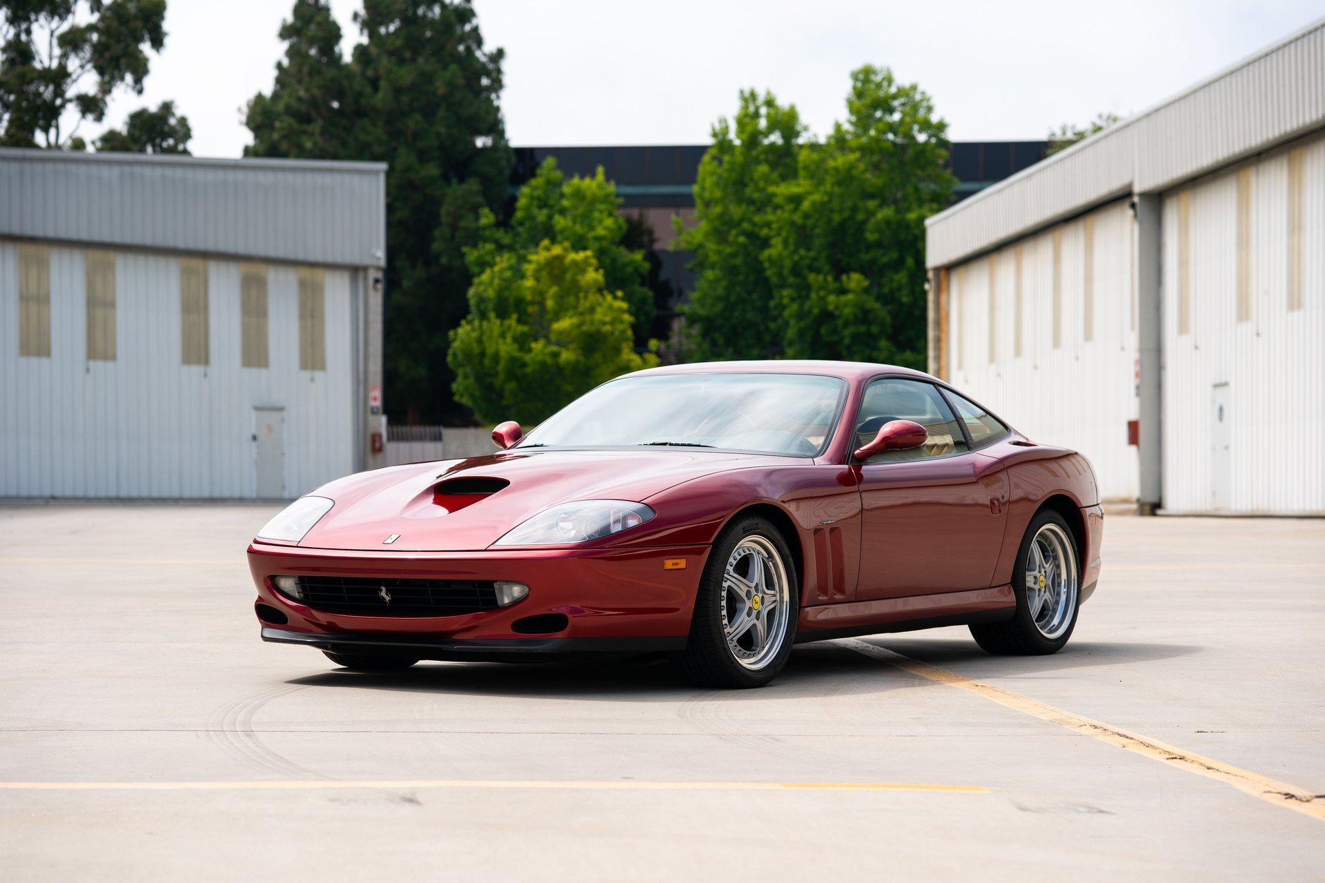 Ferrari 550 Maranello rouge bordeaux